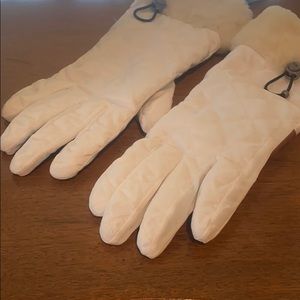 Women’s L/XL white gloves